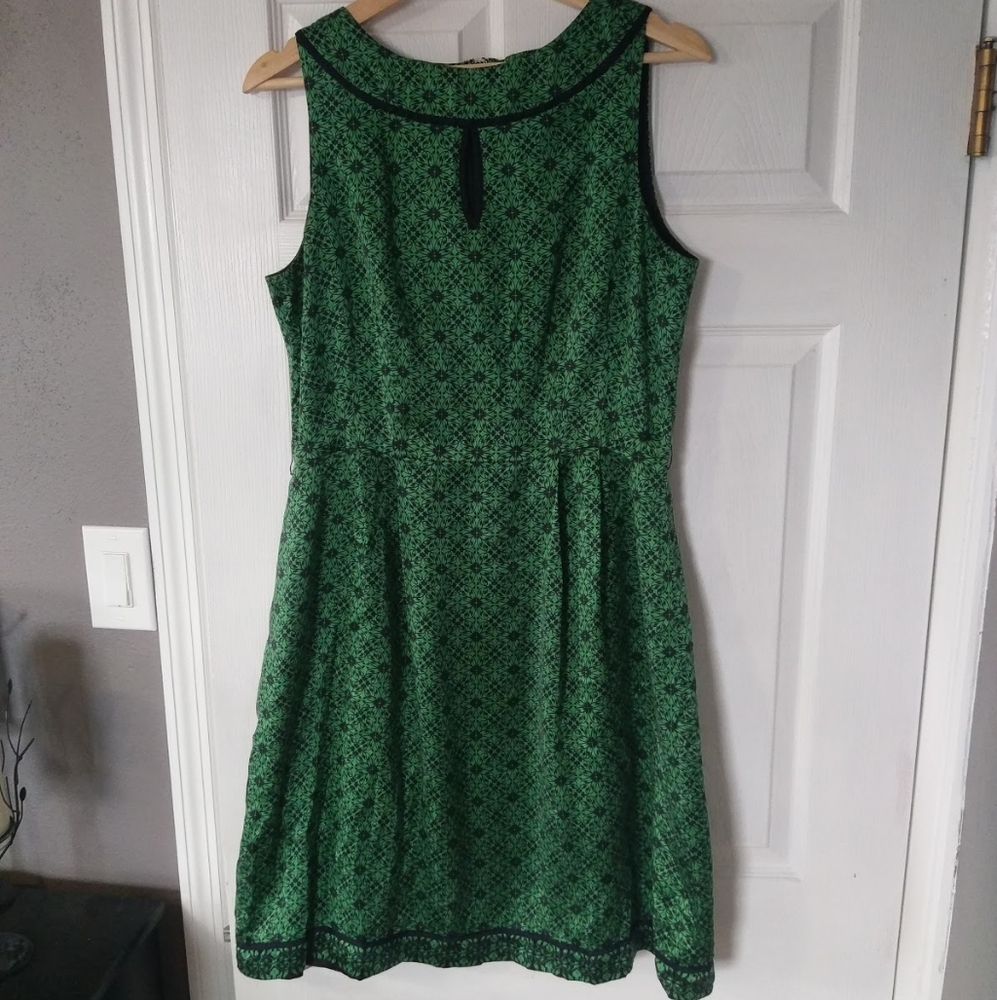 Antonio Melani Silk Emerald Sleeveless Dress
